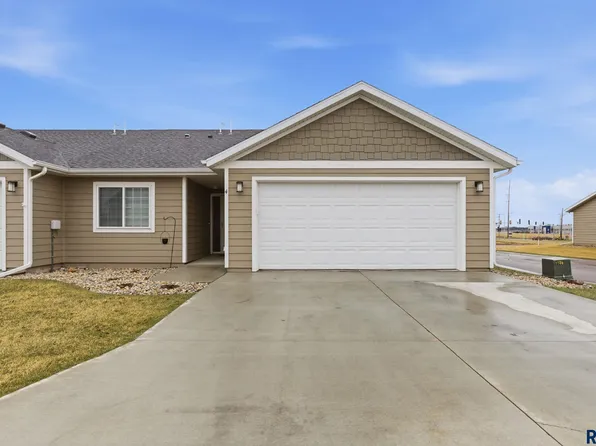 1209 N Marion Rd Rd #4, Sioux Falls, SD 57107