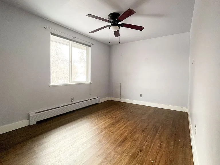 3710 Upham St. Apartments — Photo 19