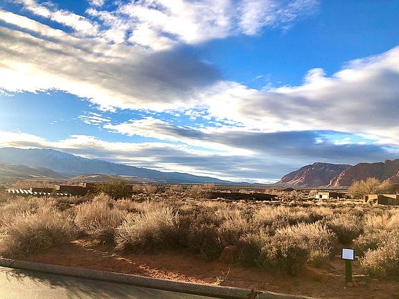 4th image of 993 Paiute Dr