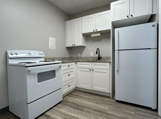 32 Chestnut St APT 15, Nashua, NH 03060