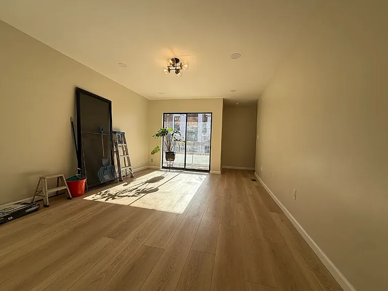 895 Cold Spring Rd #B1 — Photo 3