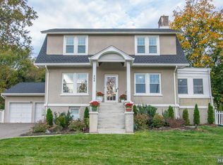 208 Magnolia Ave, Hillsdale, NJ 07642