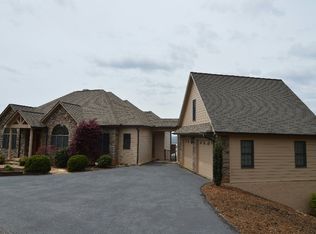 2197 Carlin Rd, Hiawassee, GA 30546