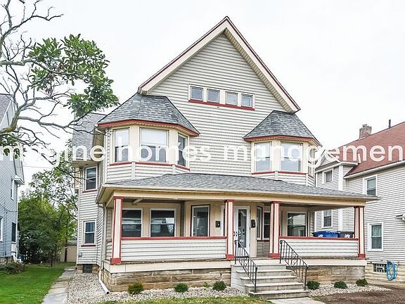 2nd image of 1376 Gladys Ave #1