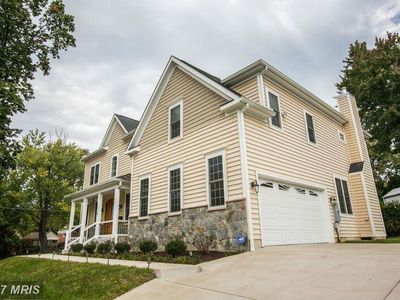 7016 Murray Ln, Annandale, VA, 22003