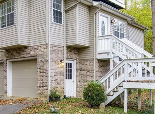 1517 Lake View Dr, Cookeville, TN 38506