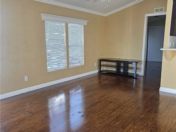 5th image of 812 N Loren Ave Trlr 18