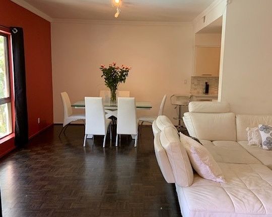 5th image of 651 Wilcox Ave Unit 2A