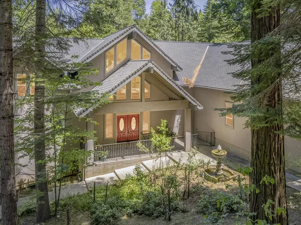 2271 Murphys Dr, Arnold, CA 95223