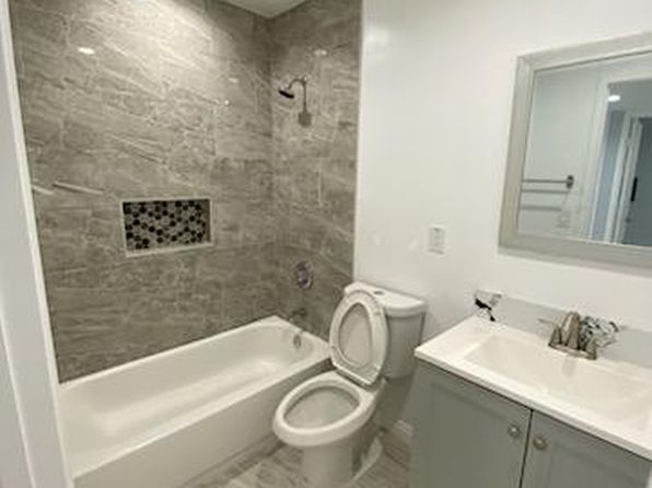 1025 S Magnolia Ave #D