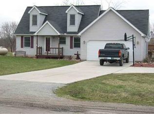 10454 N Henderson Rd, Otisville, MI 48463