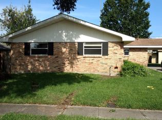 234 Willow Dr, Gretna, LA 70053