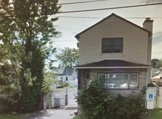 25 Trento St, Iselin, NJ 08830