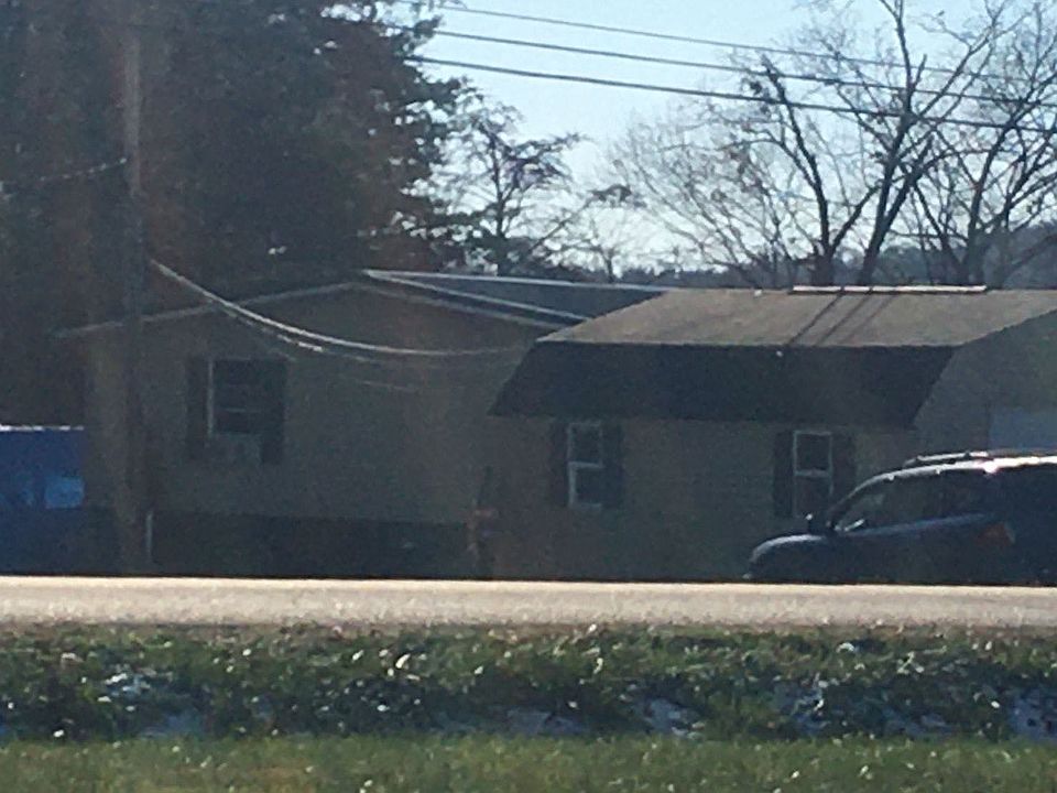 2nd image of 3014 Spider Ridge Rd
