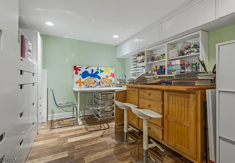4 Hillcrest Ave — Photo 18