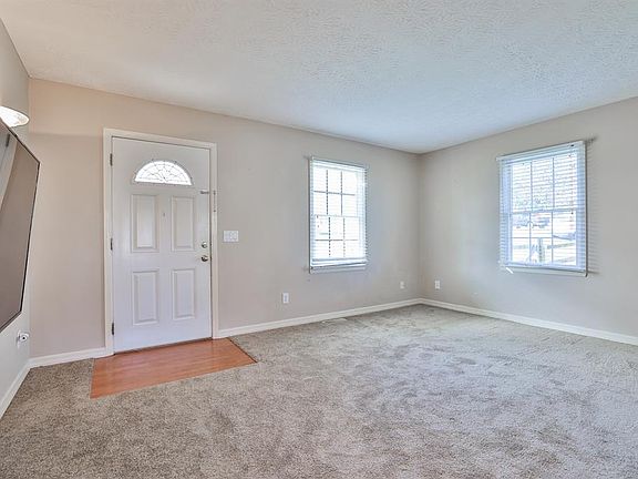 5th image of 7178 Douglas St