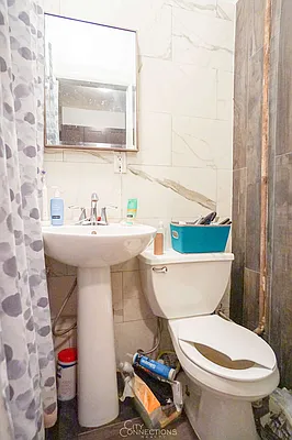 Rented by City Connections Realty | media 14