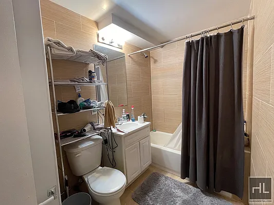 Rented by Highline Residential | media 4