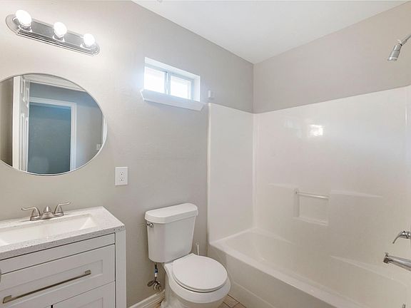 5th image of 11510 Palmsprings Dr