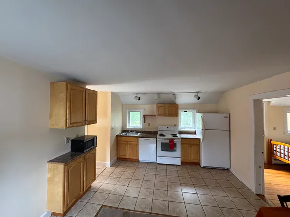 13 Beaver St #3, Wilmington, VT 05363