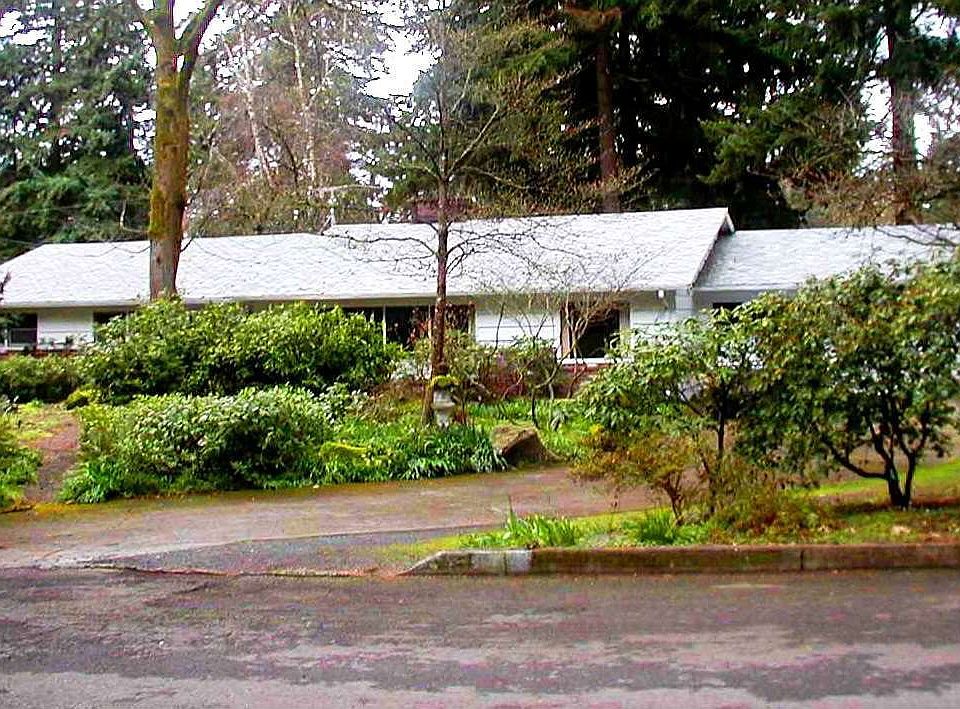 1st image of 802 SE 97th Ave