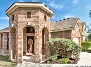 10427 Weser Ln, Helotes, TX 78023