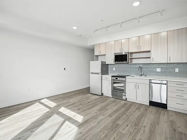 District Lofts at Garland — Photo 25