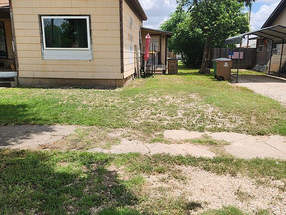 3rd image of 1210 Austin St #B