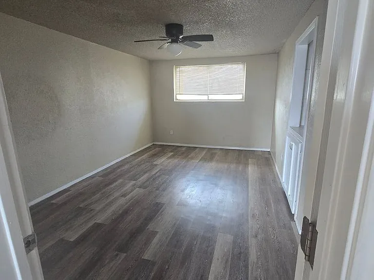 9850 La Branch Dr — Photo 10
