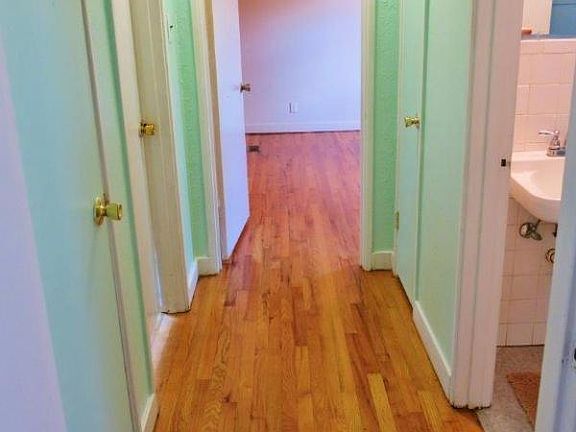 5th image of 2111 McClung Ave