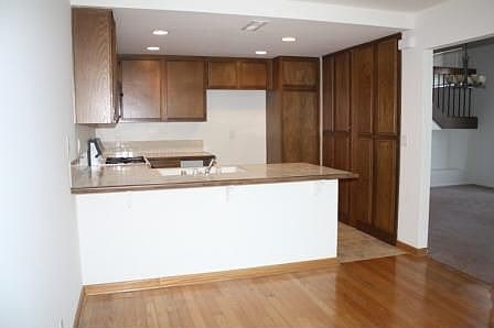 Lg kitchen w/ hardwood floor