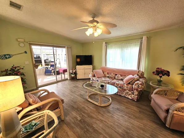 9410 Top Flight Dr #689, Lakeland, FL 33810