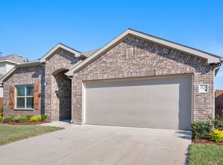 3126 Blacksmith Ln, Heartland, TX 75126