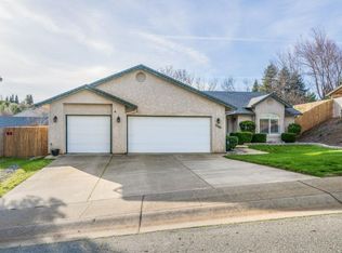 3086 Wandsworth Dr, Shasta Lake, CA 96019