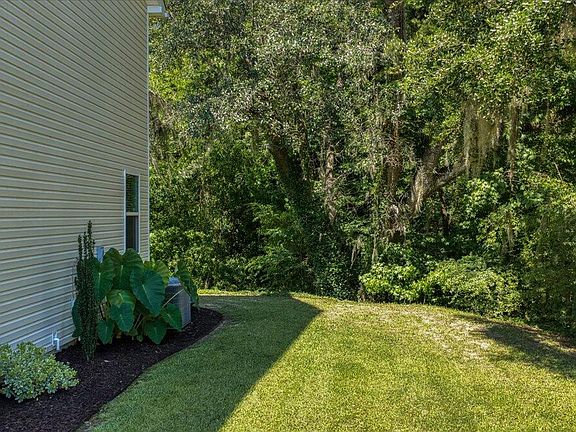 4th image of 9127 Parlor Dr