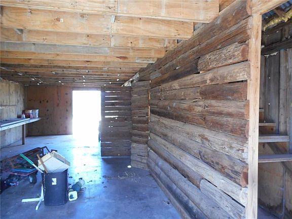 4th image of 7618 State Highway 59 N
