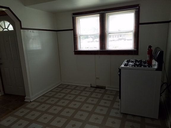 4th image of 2530 E 37th Ave
