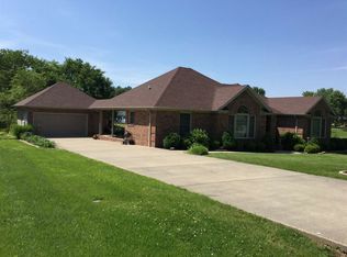 201 Postoak Rd, Paducah, KY 42003