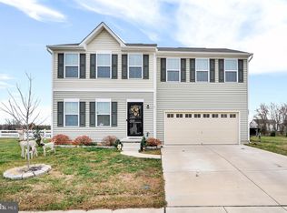 252 Lady Bug Dr, Dover, DE 19901