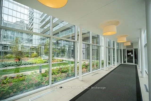 90 Stadium Rd #Penthouse 05 — Photo 3