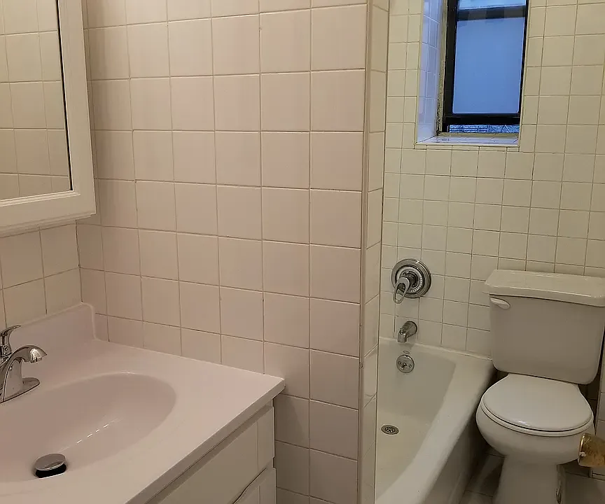 31 Diamond St #9