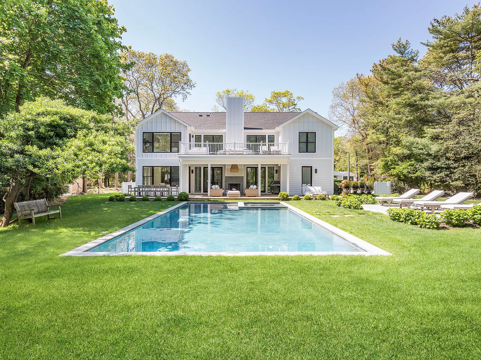 Absolute Perfection 6 bedroom near bay beach — Photo 1