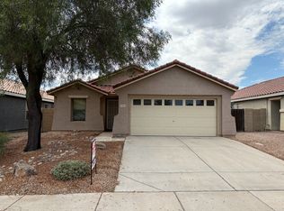 2761 W Allens Peak Dr, San Tan Valley, AZ 85142