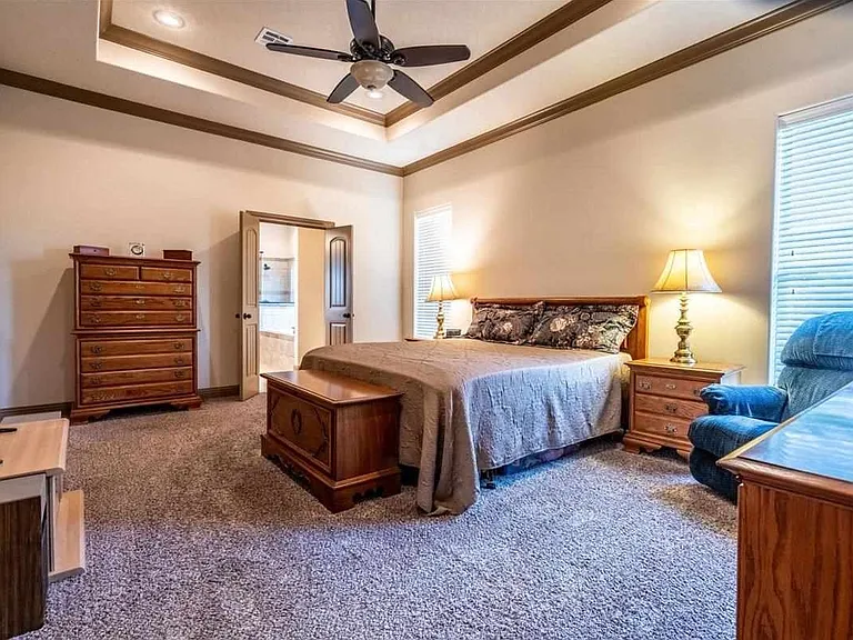 187 Sterling Ridge Dr — Photo 6