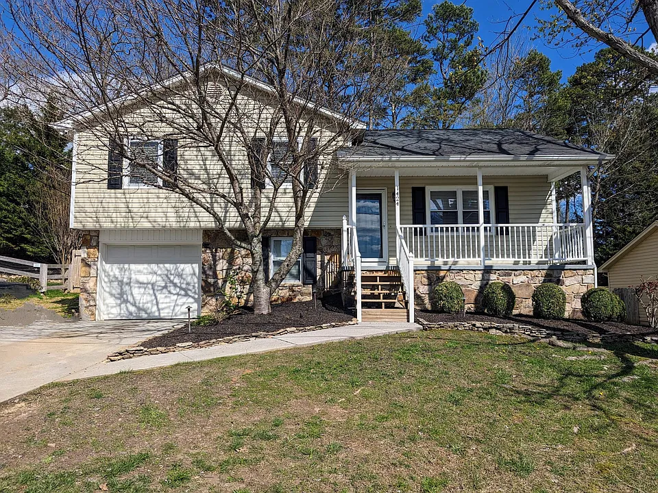 1424 Waynesboro Ln