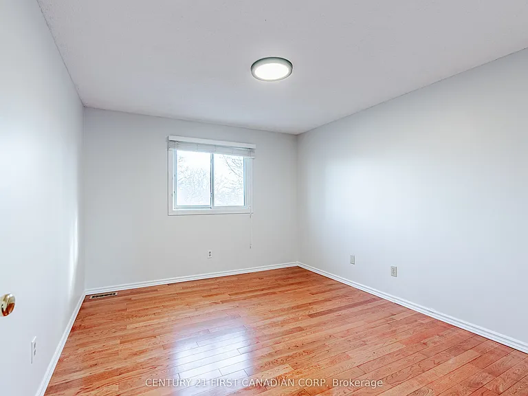 160 Conway Dr #7 — Photo 23