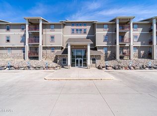 4600 S Washington St APT 123, Grand Forks, ND 58201