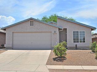 8888 E Apple Tree Dr, Tucson, AZ 85730
