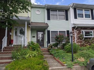 5 Kyle St, Manville, NJ 08835