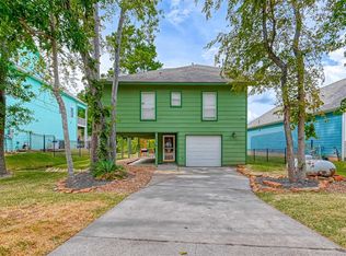 919 N Hunting Tower Run, Montgomery, TX 77316